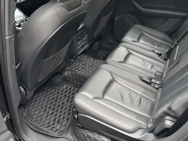 Audi Q7 - фото 4