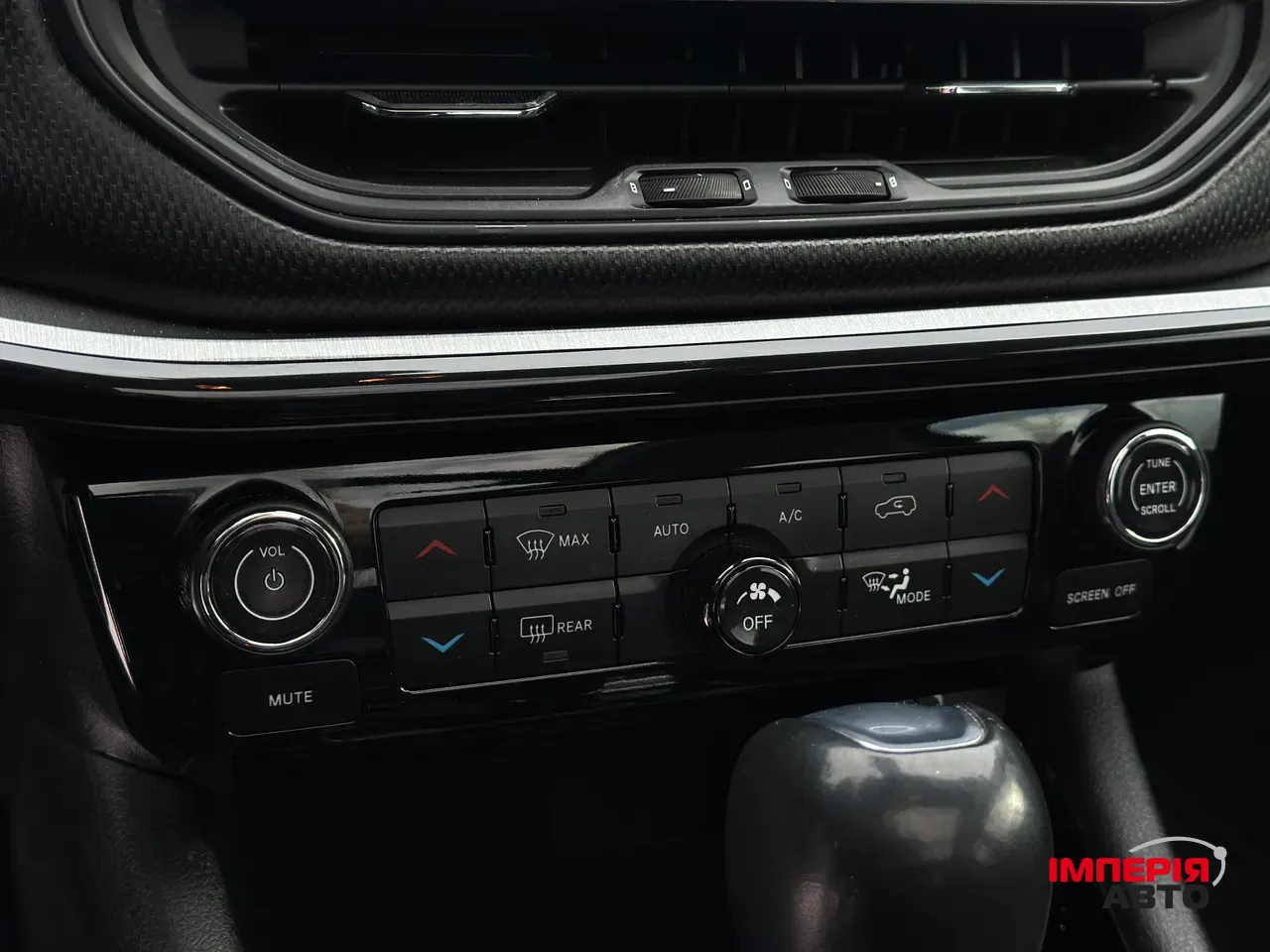 Jeep Compass - фото 42