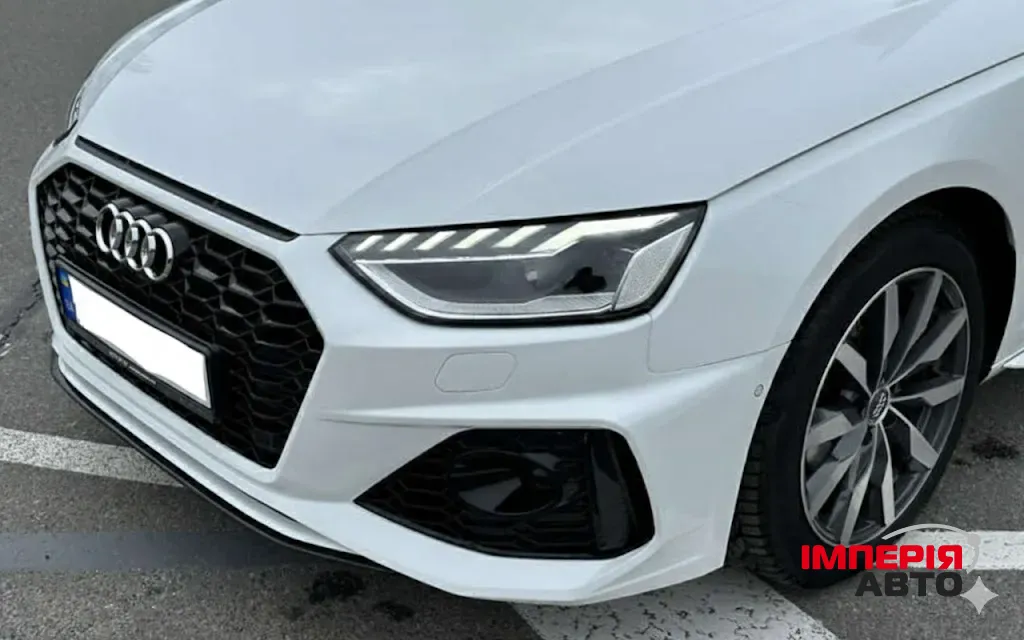Audi A4 - фото 4