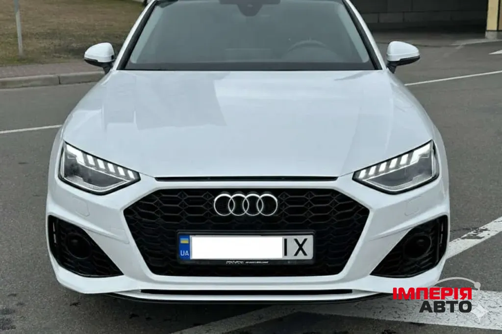 Audi A4 - фото 3