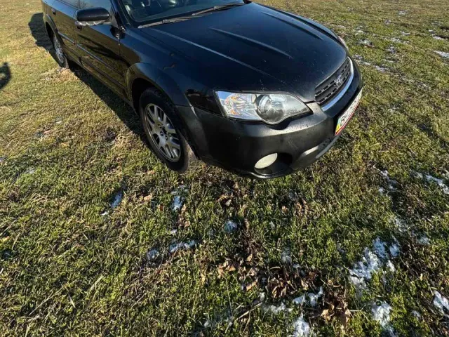 Subaru Outback - фото 2