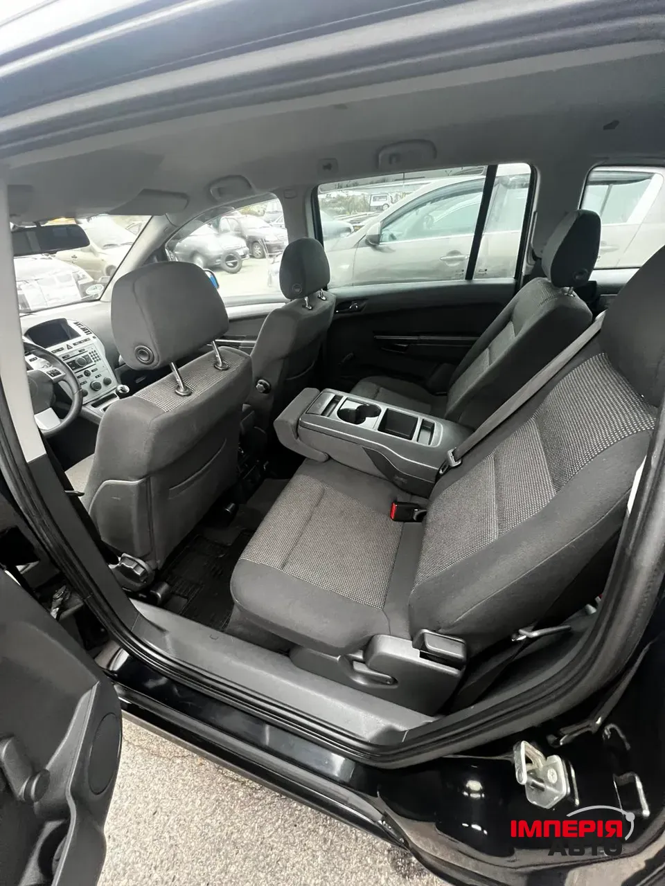 Opel Zafira - фото 7