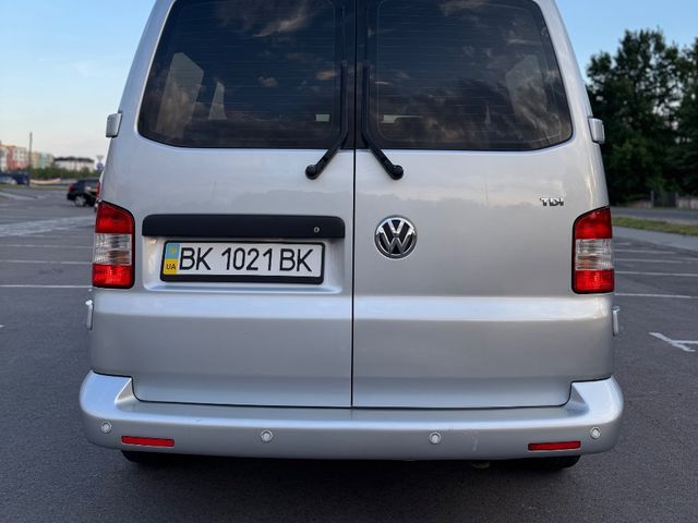 Volkswagen Transporter - фото 3