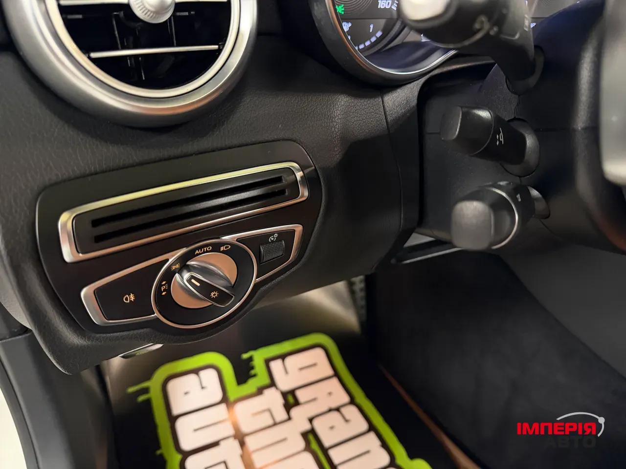 Mercedes-Benz C-Класс - фото 32