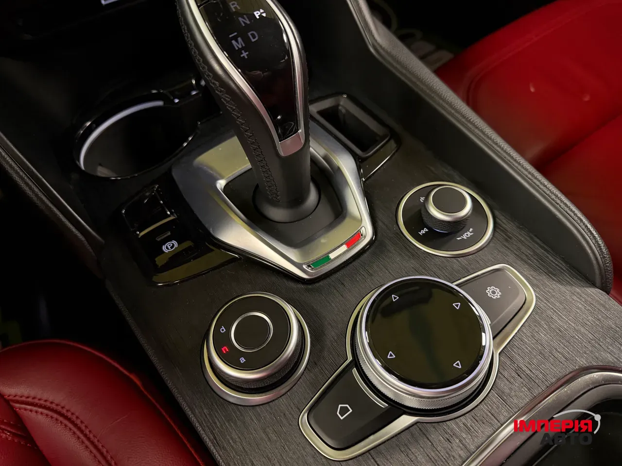 Alfa Romeo Giulia - фото 23