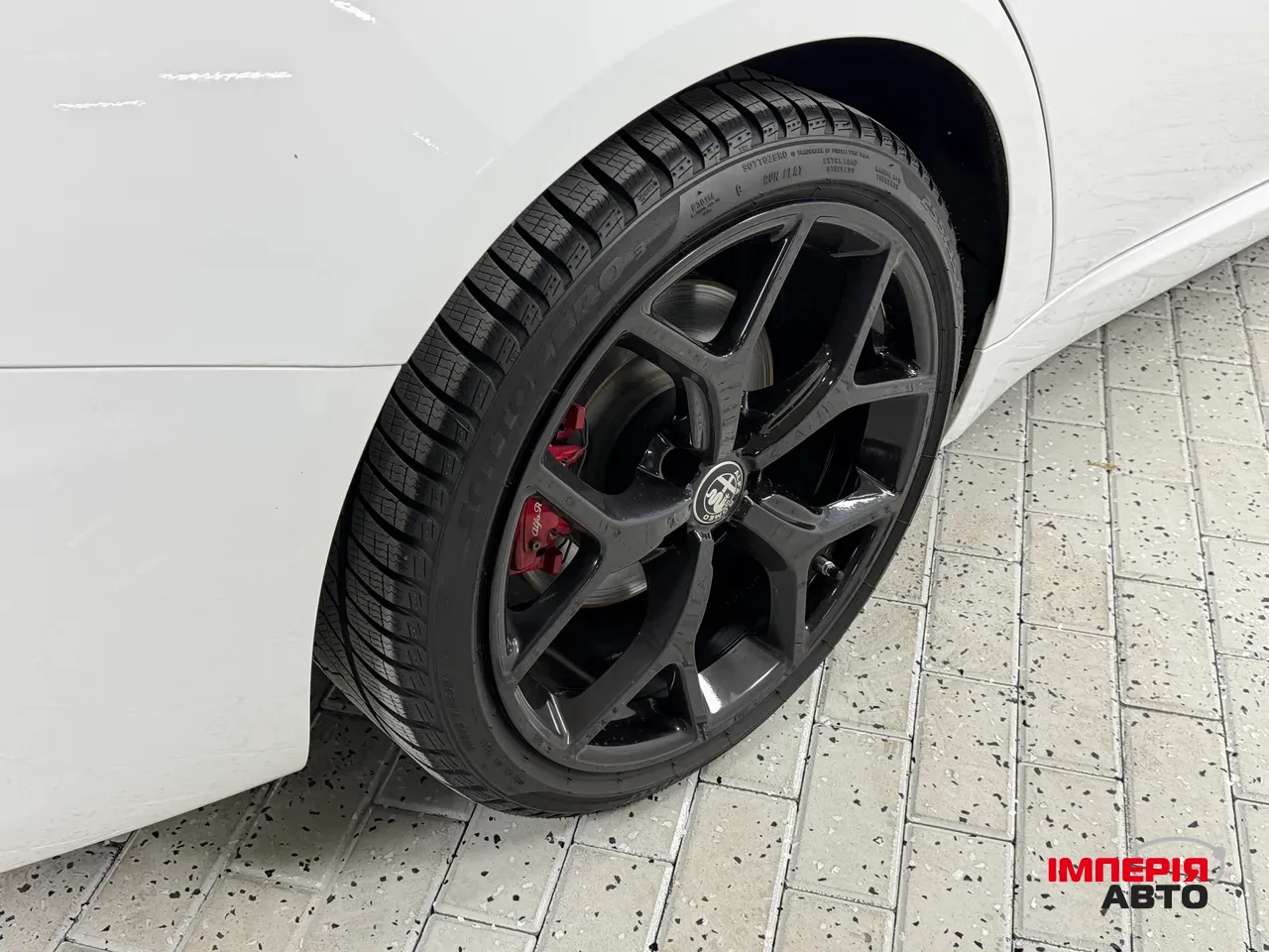 Alfa Romeo Giulia - фото 10