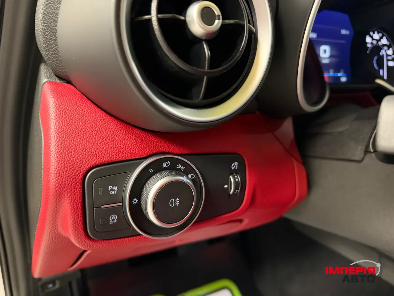 Alfa Romeo Giulia - фото 24