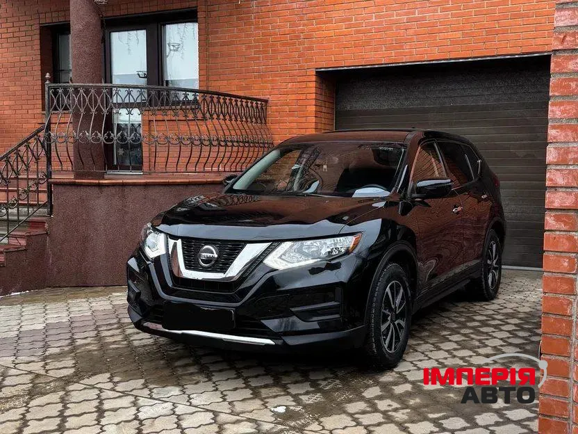 Nissan Rogue - фото 1