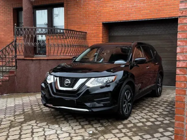Nissan Rogue - фото 1
