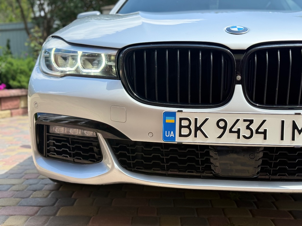 BMW 7 серії - фото 36