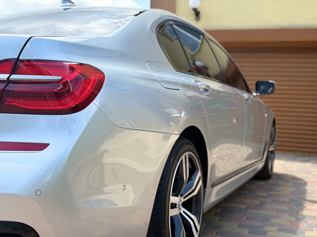 BMW 7 серії - фото 19