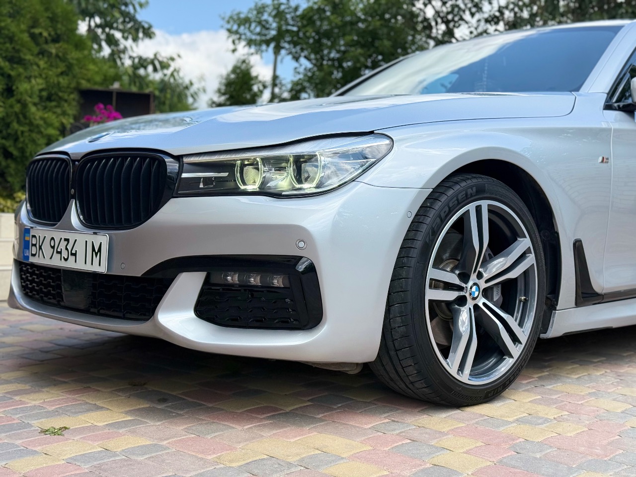 BMW 7 серії - фото 10