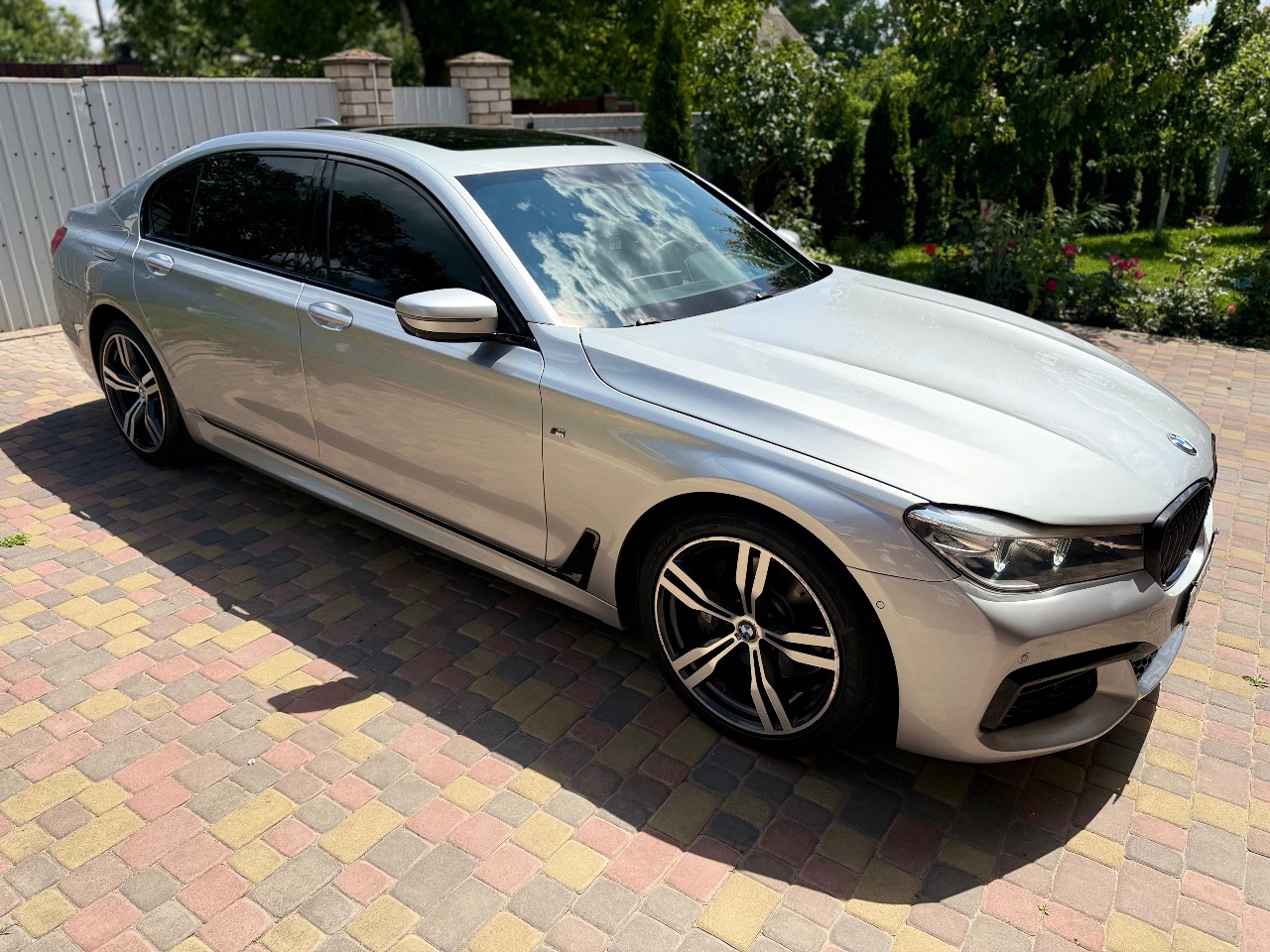 BMW 7 серії - фото 16