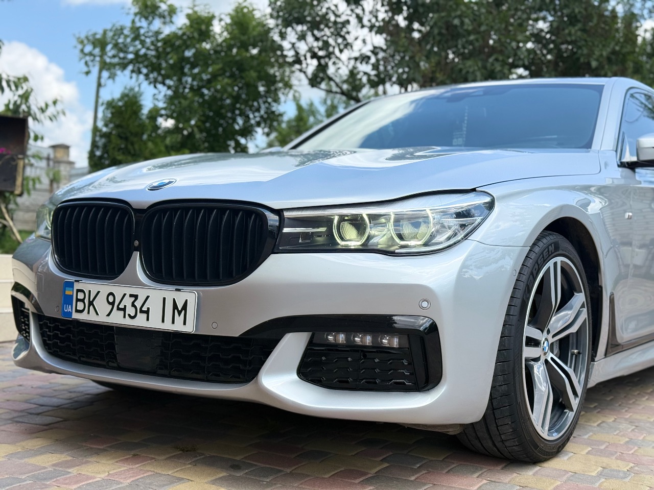 BMW 7 серії - фото 28