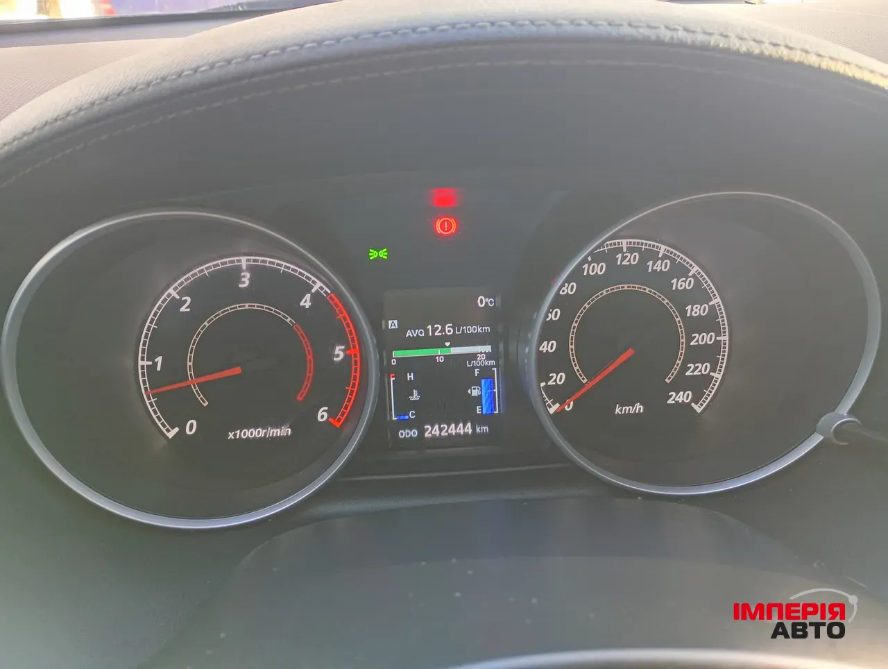 Mitsubishi Outlander - фото 26