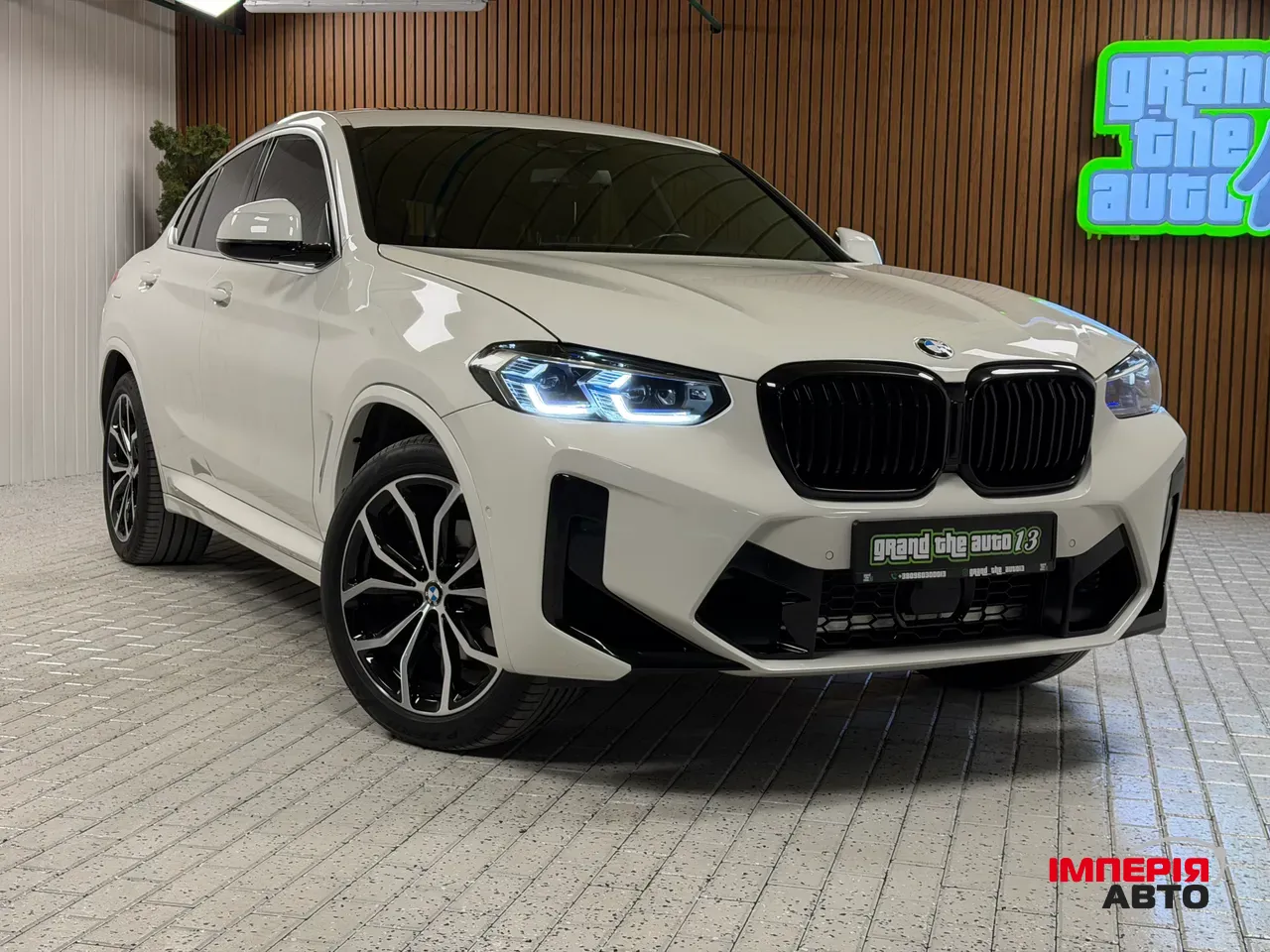 BMW X4 - фото 9