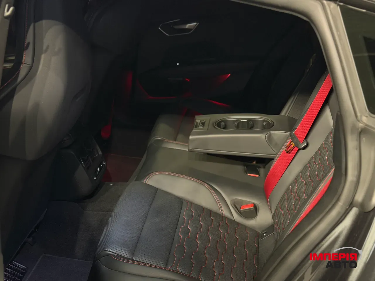 Audi RS e-tron GT - фото 24