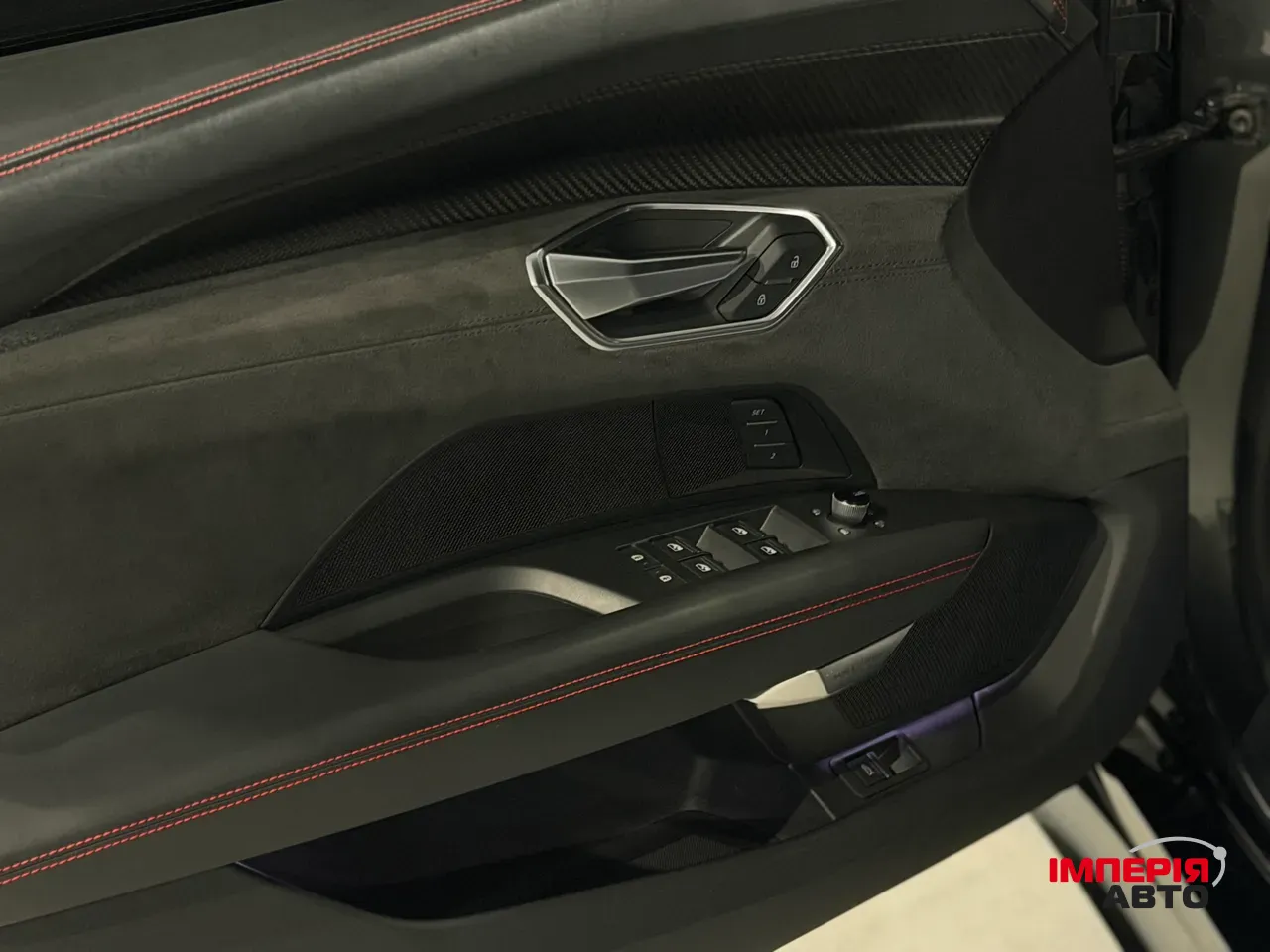 Audi RS e-tron GT - фото 14