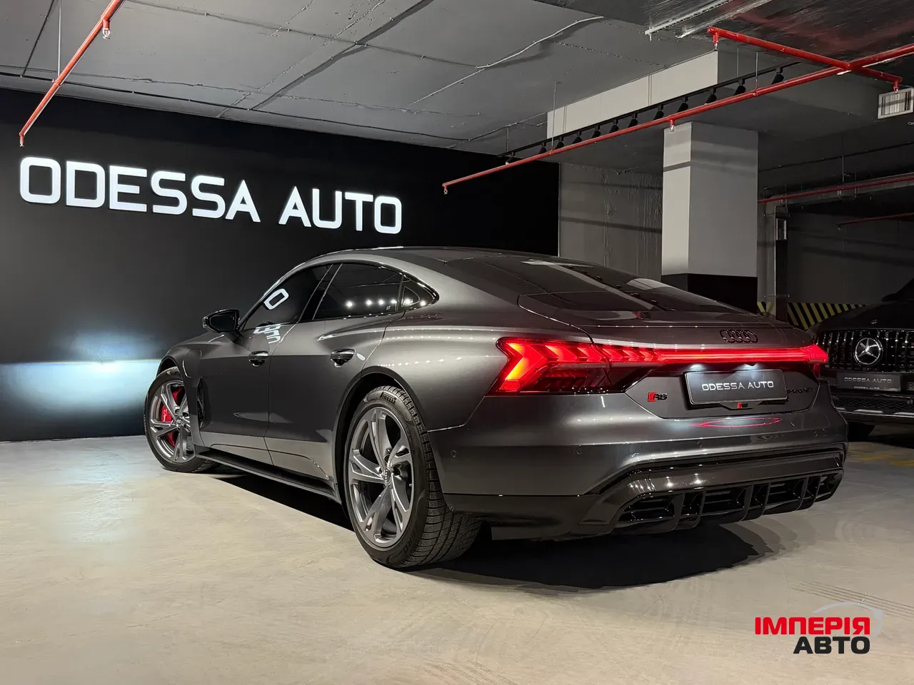 Audi RS e-tron GT - фото 8