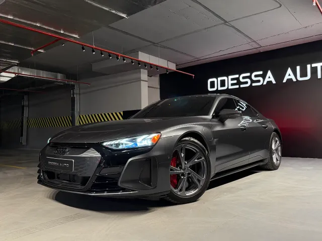 Audi RS e-tron GT - фото 4