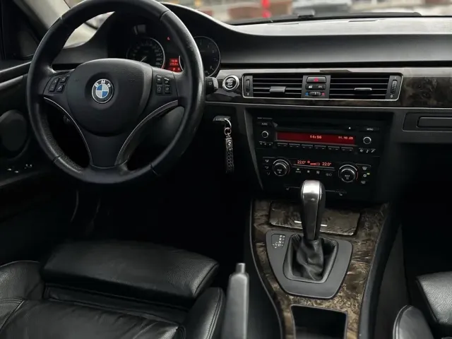 BMW 3 серії - фото 5