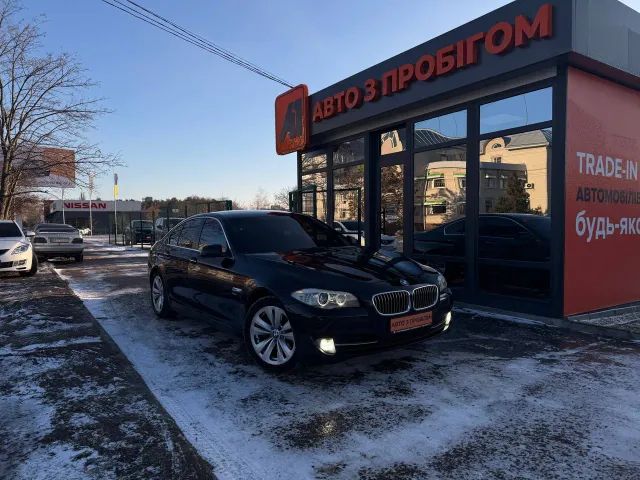 BMW 5 серії - фото 1