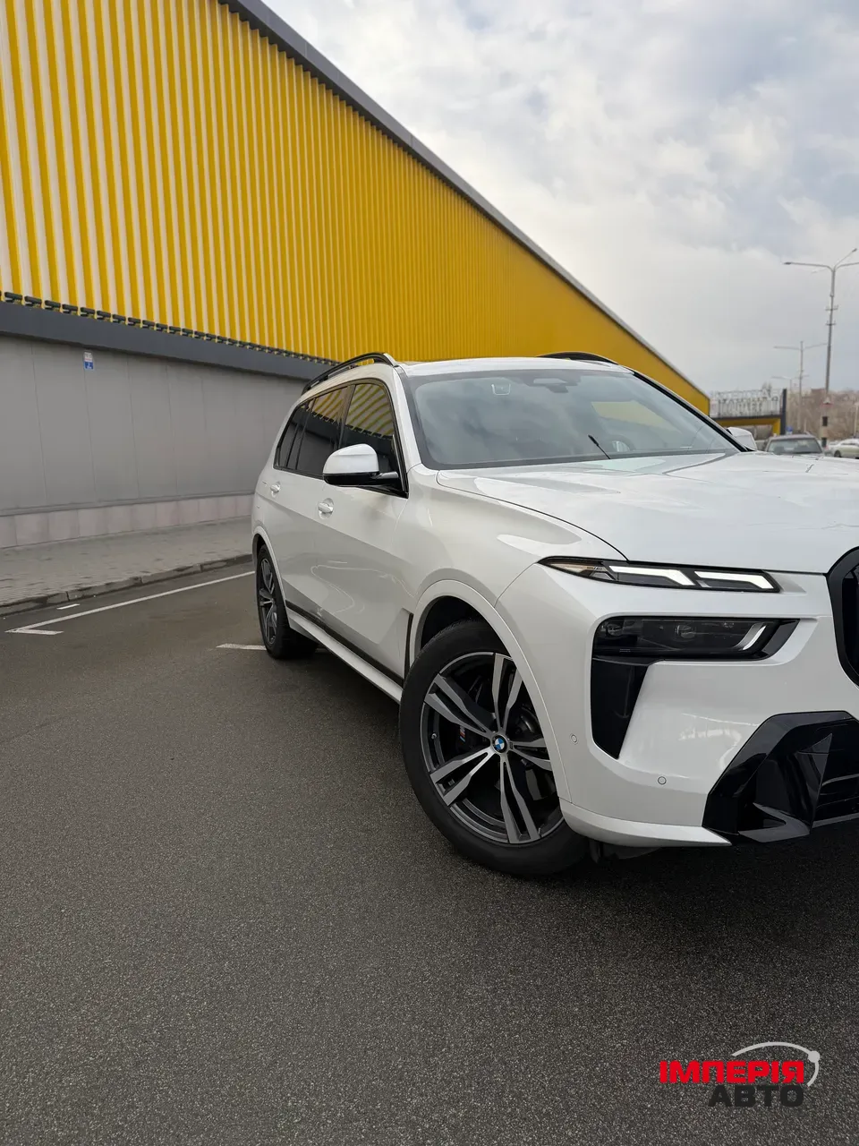 BMW X7 - фото 22