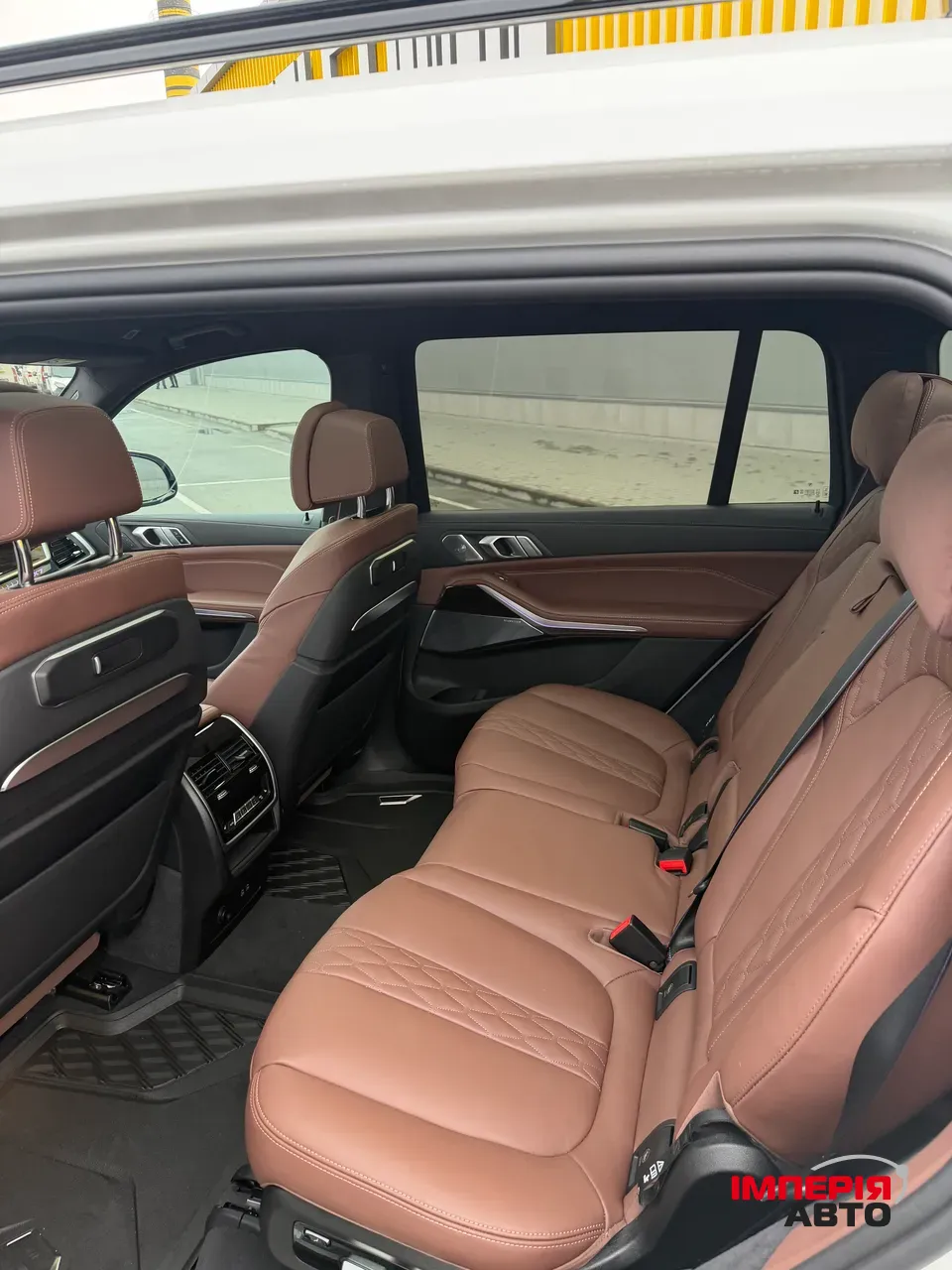 BMW X7 - фото 43