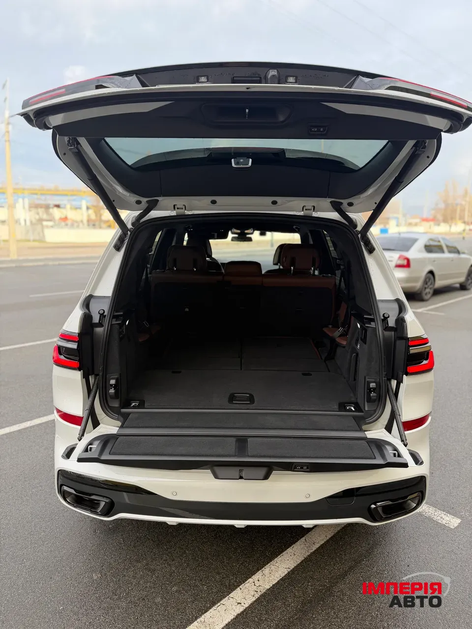 BMW X7 - фото 15