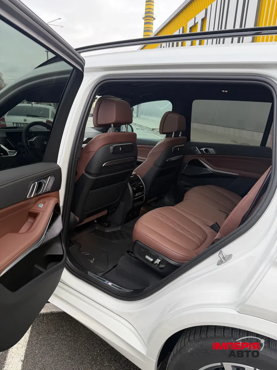 BMW X7 - фото 40