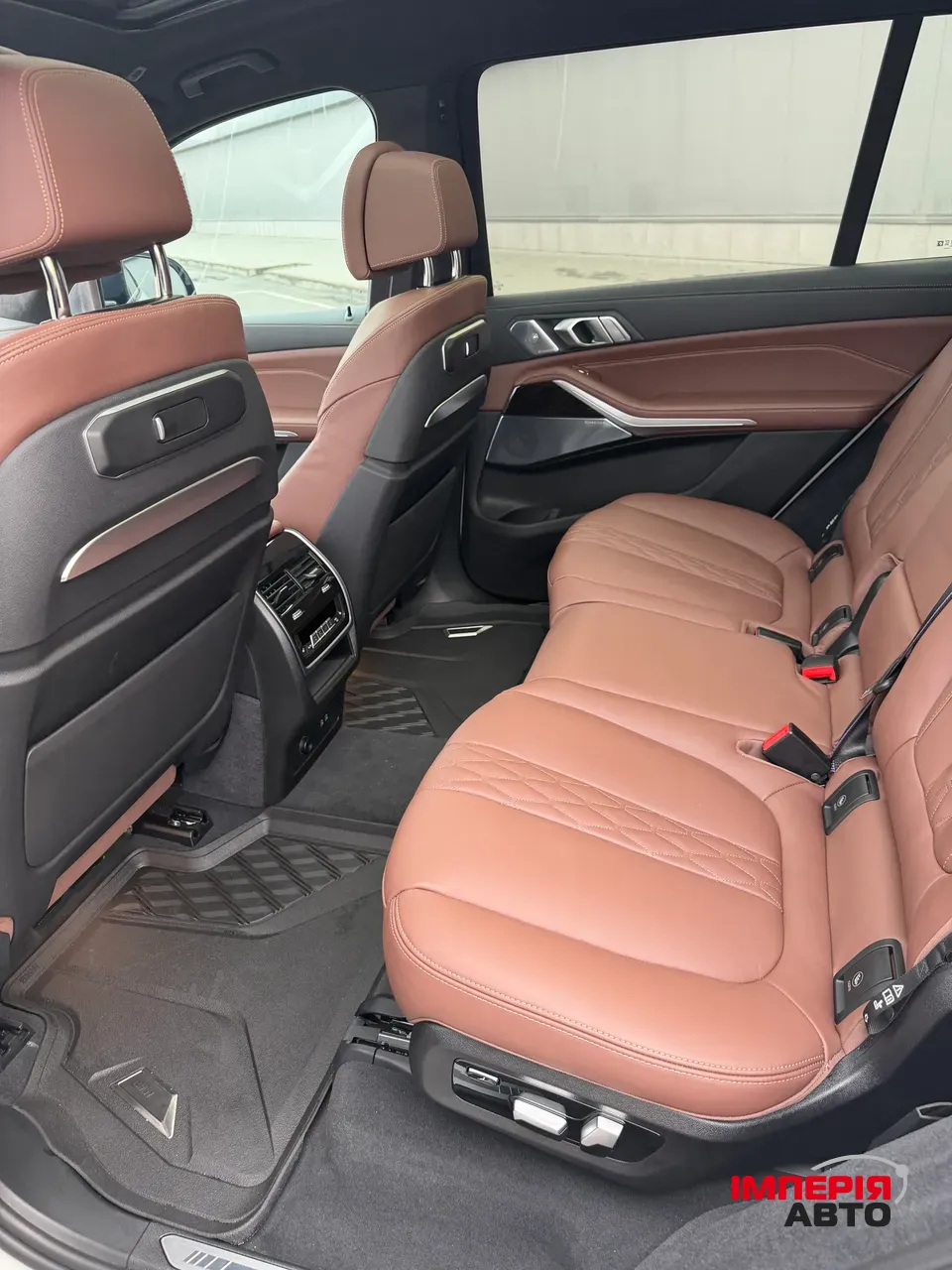 BMW X7 - фото 41