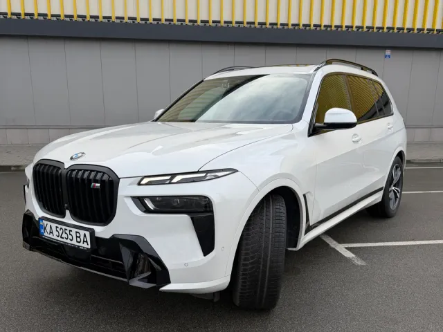 BMW X7 - фото 4
