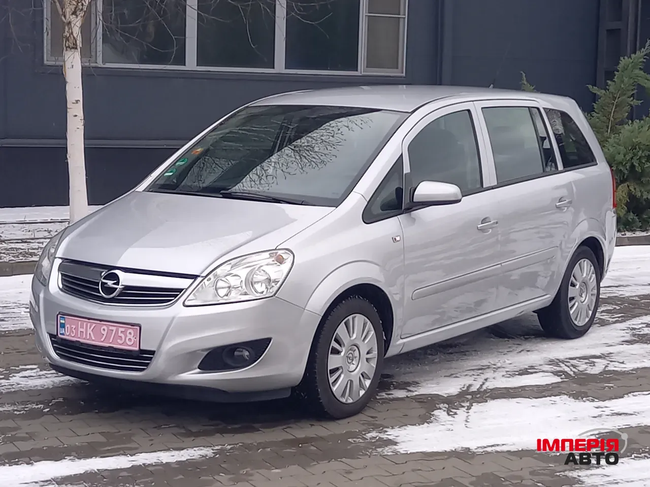 Opel Zafira - фото 7