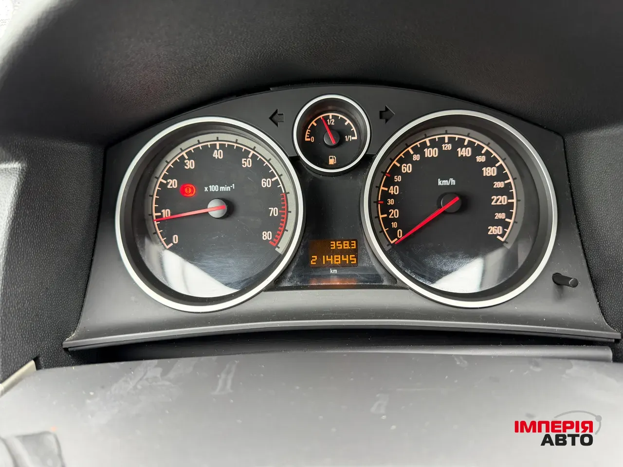 Opel Astra - фото 11