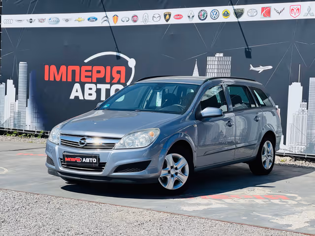 Opel Astra - фото 1