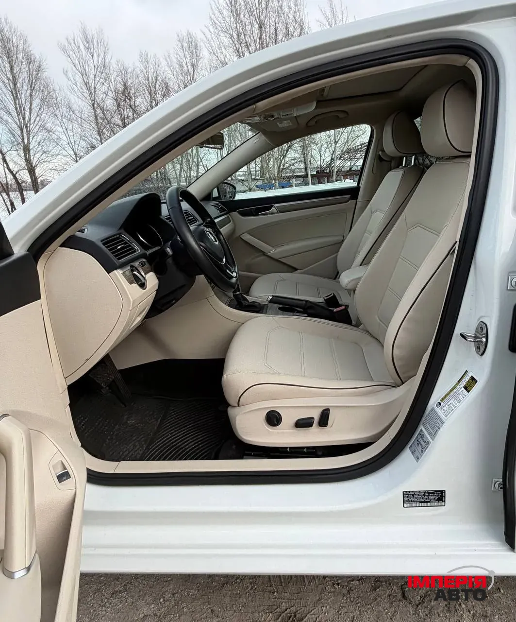 Volkswagen Passat - фото 17