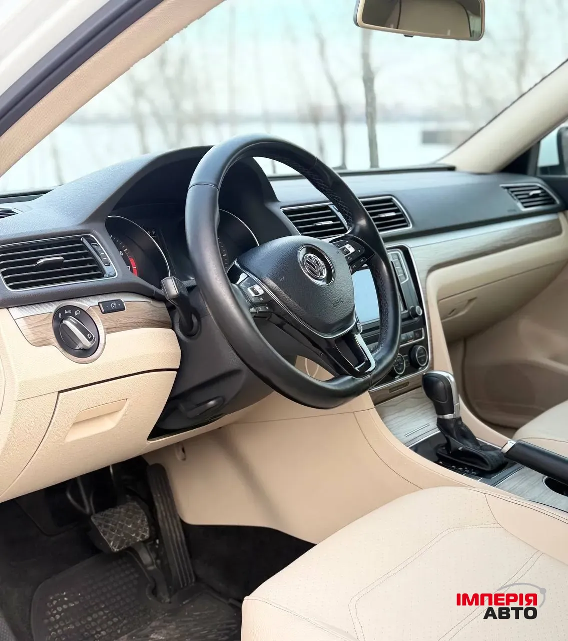Volkswagen Passat - фото 13