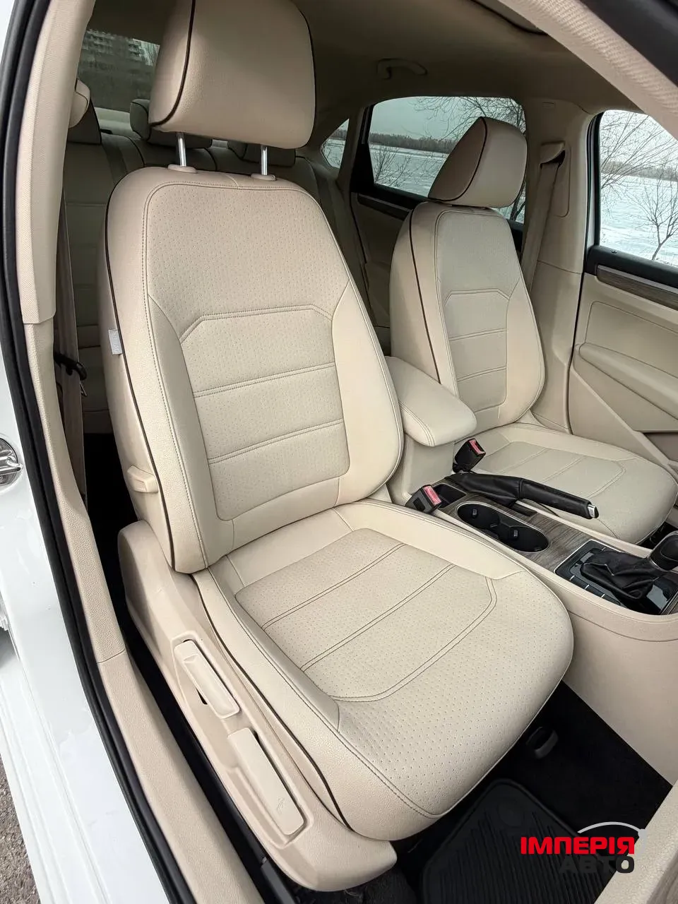 Volkswagen Passat - фото 20