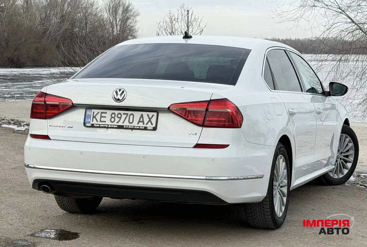 Volkswagen Passat - фото 5