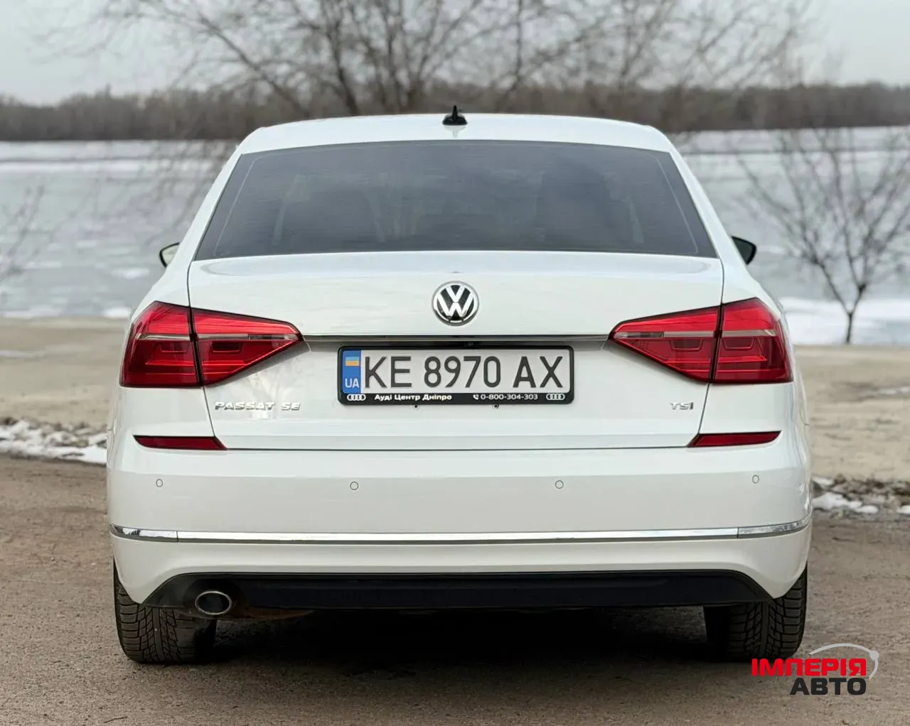 Volkswagen Passat - фото 8