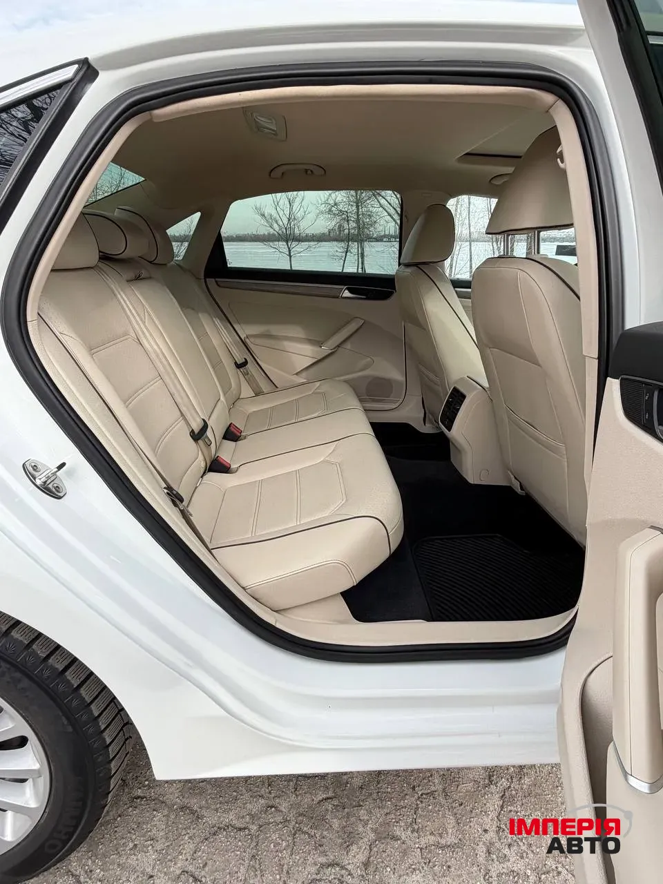 Volkswagen Passat - фото 19