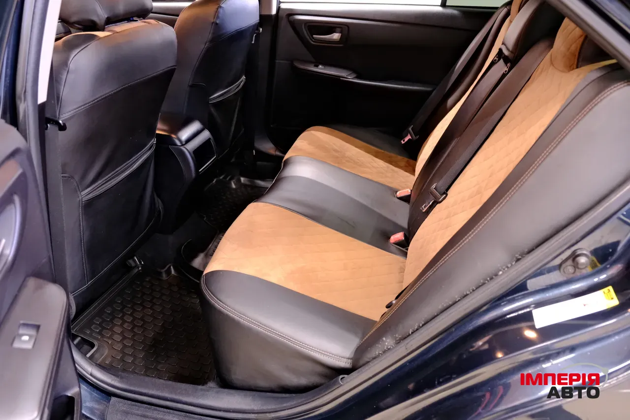 Toyota Camry - фото 8