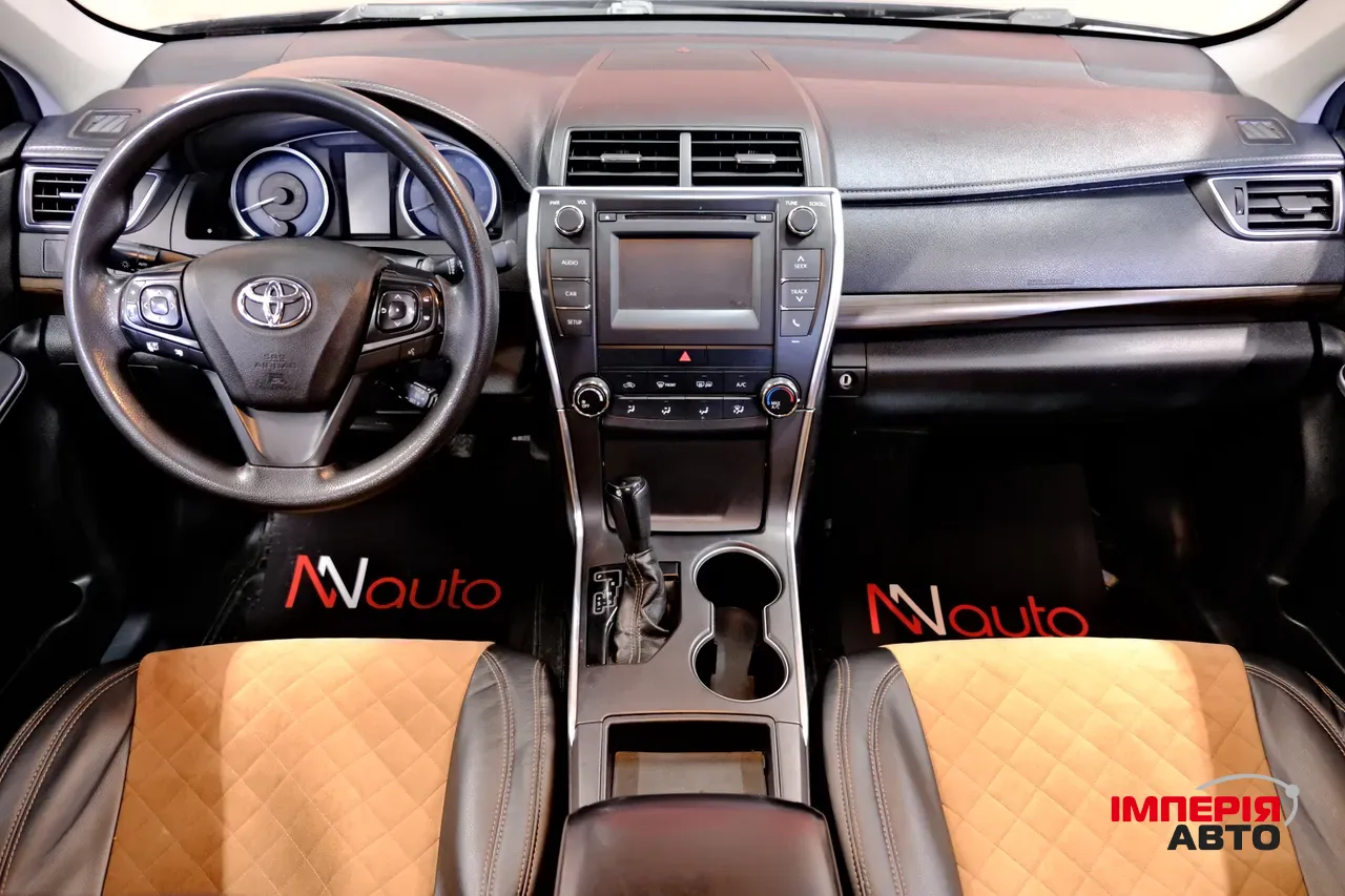 Toyota Camry - фото 7