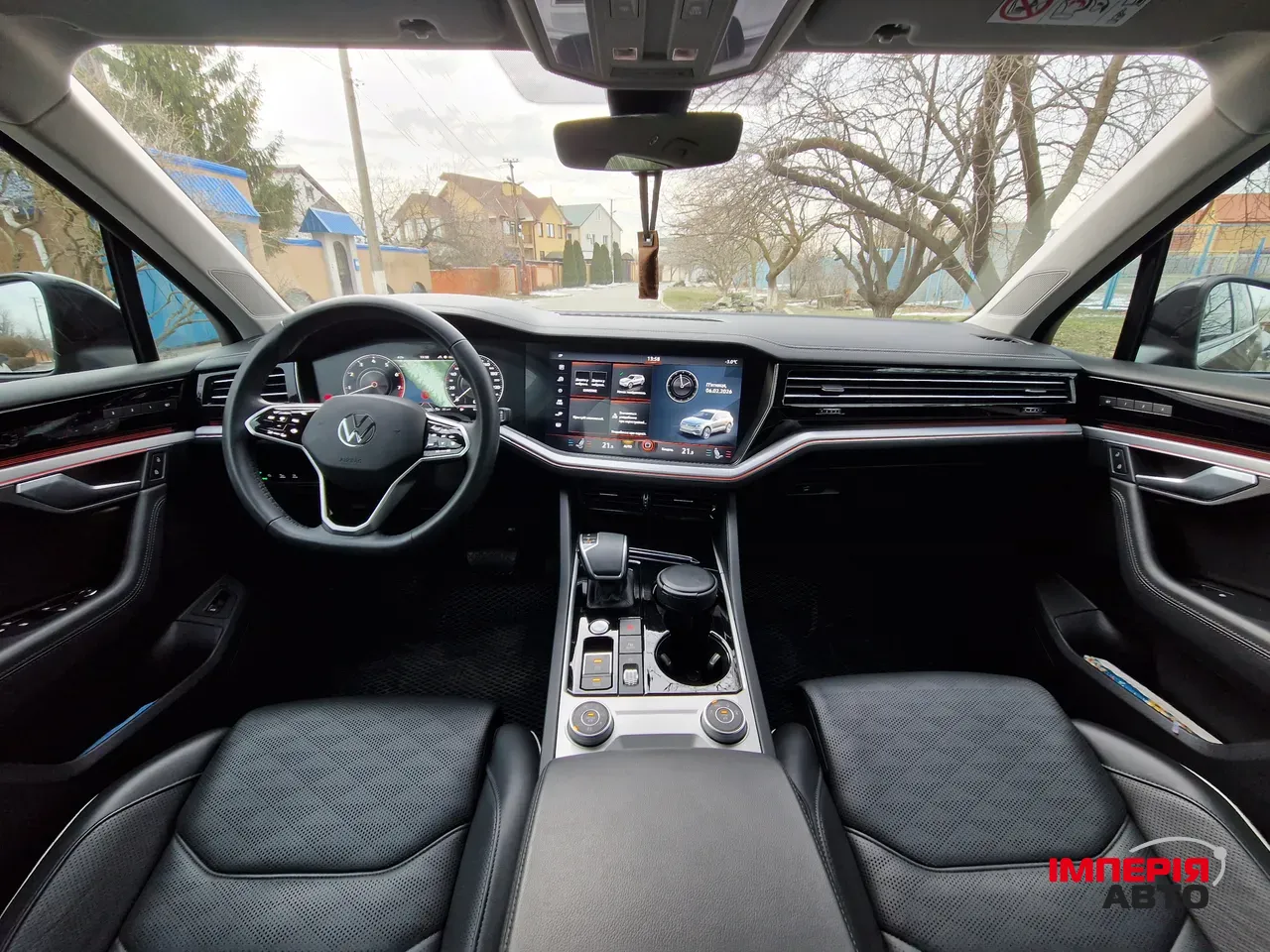 Volkswagen Touareg - фото 28