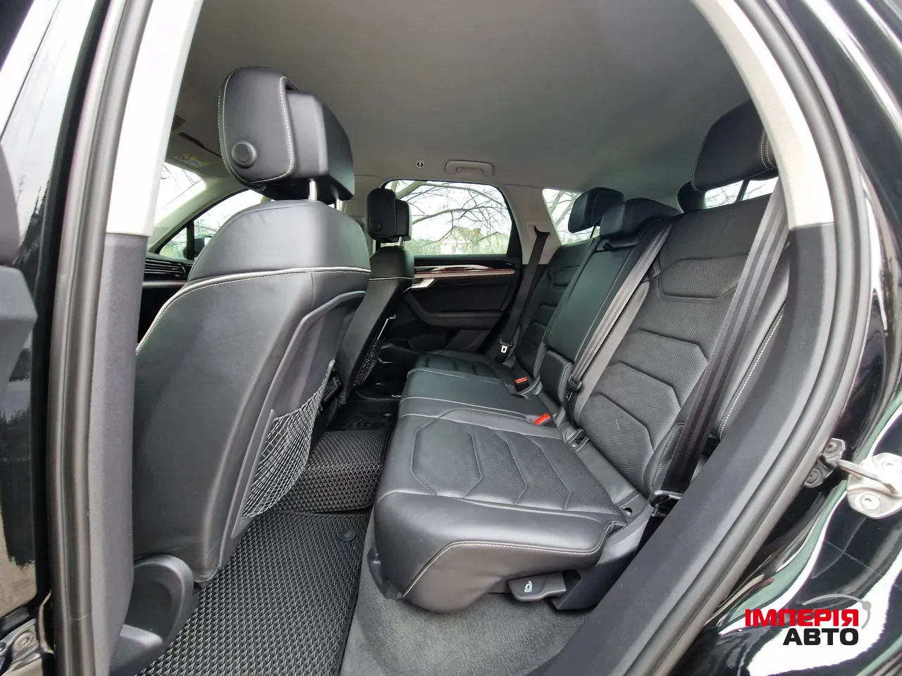 Volkswagen Touareg - фото 27