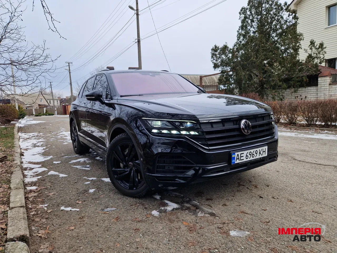 Volkswagen Touareg - фото 8