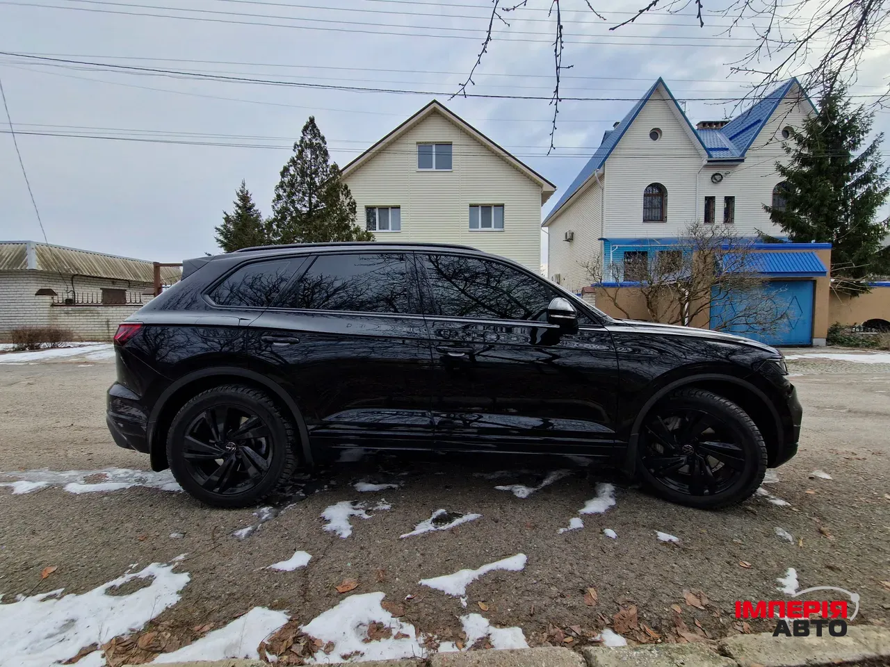 Volkswagen Touareg - фото 3