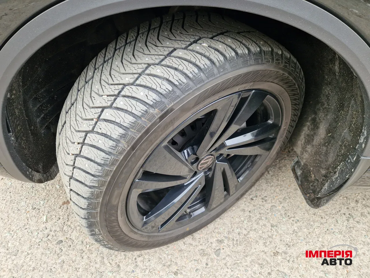 Volkswagen Touareg - фото 11