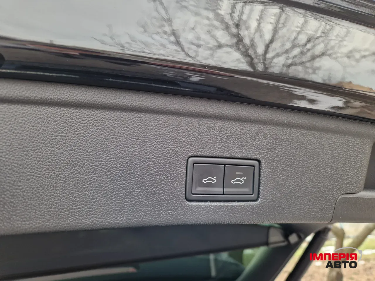 Volkswagen Touareg - фото 37