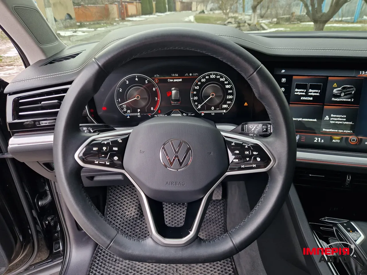 Volkswagen Touareg - фото 17